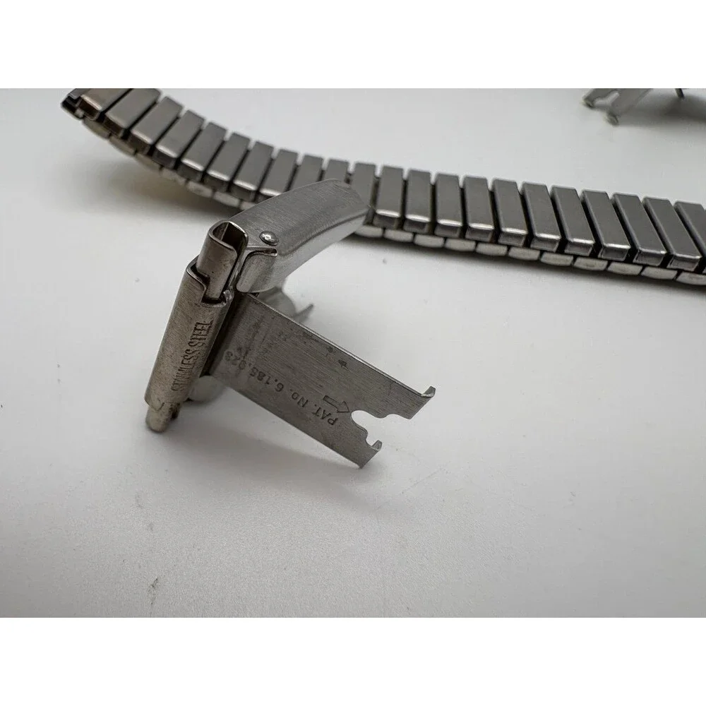 Stainless Steel Expansion Stretch Watch Band Two Tone PAT 6185923 Quick Clip End